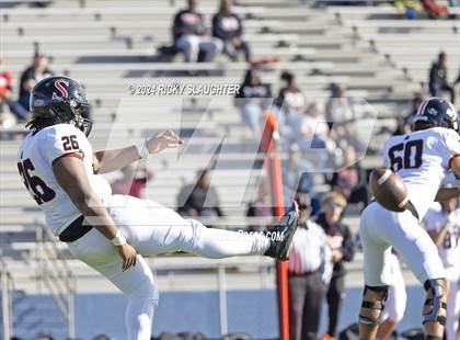 Thumbnail 2 in Springfield @ East St. Louis(IHSA 6A first round) photogallery.