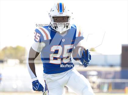 Thumbnail 2 in Springfield @ East St. Louis(IHSA 6A first round) photogallery.