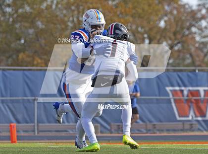 Thumbnail 1 in Springfield @ East St. Louis(IHSA 6A first round) photogallery.