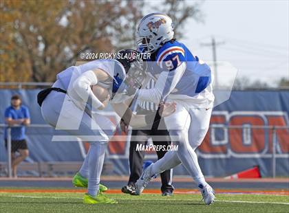 Thumbnail 3 in Springfield @ East St. Louis(IHSA 6A first round) photogallery.