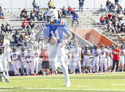Thumbnail 1 in Springfield @ East St. Louis(IHSA 6A first round) photogallery.