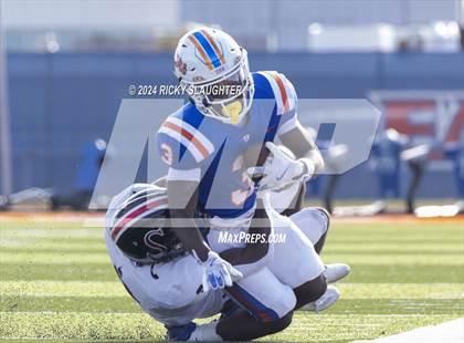 Thumbnail 3 in Springfield @ East St. Louis(IHSA 6A first round) photogallery.