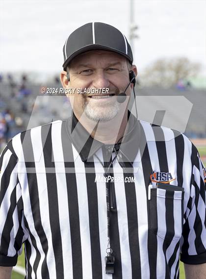 Thumbnail 1 in Springfield @ East St. Louis(IHSA 6A first round) photogallery.