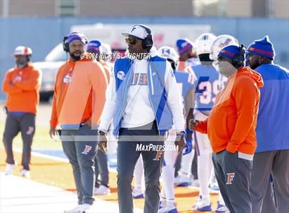 Thumbnail 2 in Springfield @ East St. Louis(IHSA 6A first round) photogallery.
