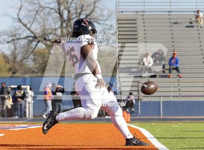 Thumbnail 2 in Springfield @ East St. Louis(IHSA 6A first round) photogallery.