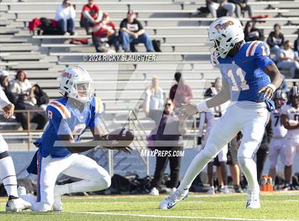 Thumbnail 2 in Springfield @ East St. Louis(IHSA 6A first round) photogallery.