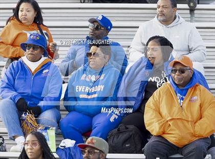 Thumbnail 2 in Springfield @ East St. Louis(IHSA 6A first round) photogallery.