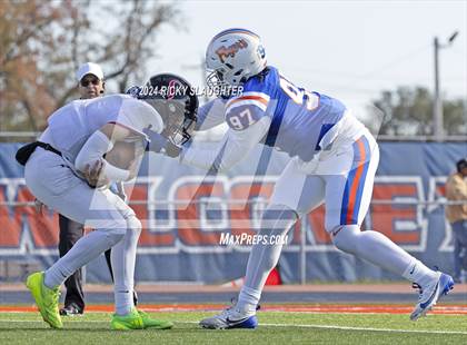 Thumbnail 1 in Springfield @ East St. Louis(IHSA 6A first round) photogallery.