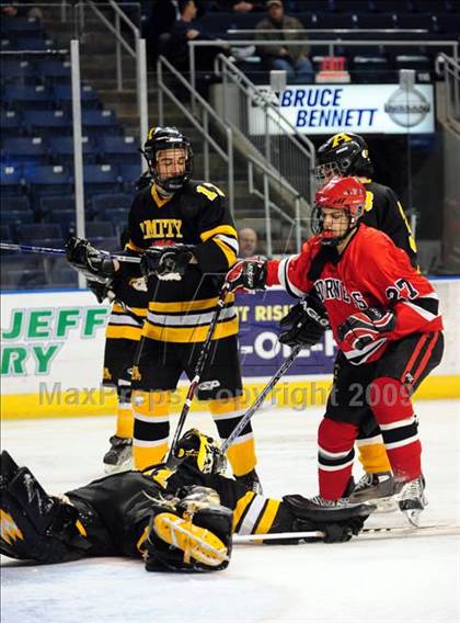 Thumbnail 3 in Amity Regional vs Branford (Sound Tigers Harbor Yard Series) photogallery.