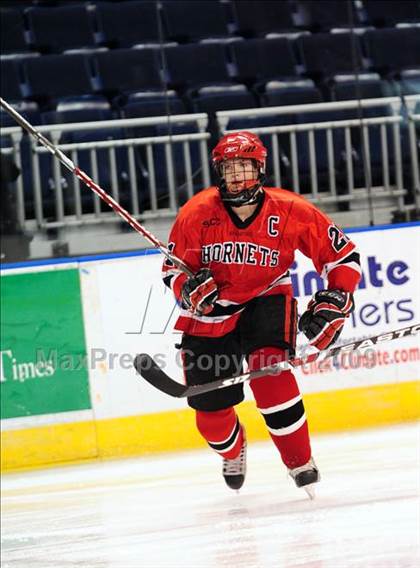 Thumbnail 3 in Amity Regional vs Branford (Sound Tigers Harbor Yard Series) photogallery.