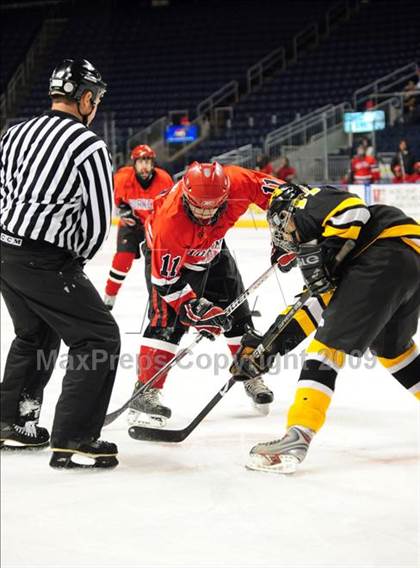 Thumbnail 2 in Amity Regional vs Branford (Sound Tigers Harbor Yard Series) photogallery.