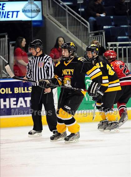 Thumbnail 1 in Amity Regional vs Branford (Sound Tigers Harbor Yard Series) photogallery.