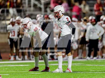 Thumbnail 2 in Hamlin vs. Muenster (UIL Football 2A Region 2 Bi District) photogallery.