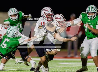 Thumbnail 2 in Hamlin vs. Muenster (UIL Football 2A Region 2 Bi District) photogallery.