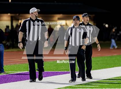 Thumbnail 3 in Hamlin vs. Muenster (UIL Football 2A Region 2 Bi District) photogallery.