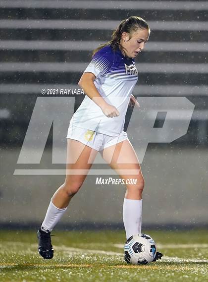 Thumbnail 2 in Laguna Creek vs. Bradshaw Christian photogallery.
