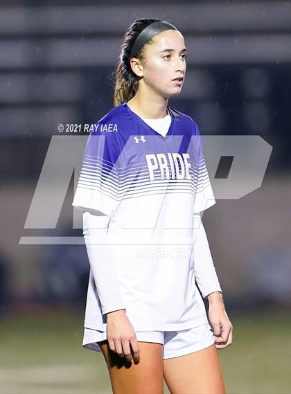 Thumbnail 1 in Laguna Creek vs. Bradshaw Christian photogallery.