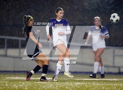 Thumbnail 2 in Laguna Creek vs. Bradshaw Christian photogallery.
