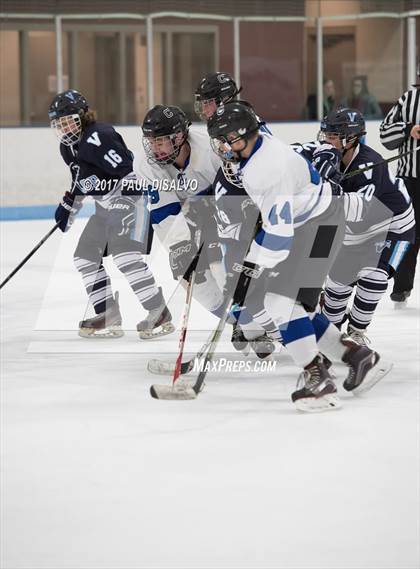 Thumbnail 2 in Valor Christian @ Columbine photogallery.