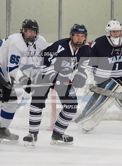Thumbnail 2 in Valor Christian @ Columbine photogallery.
