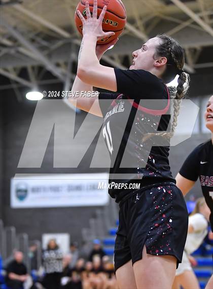 Thumbnail 1 in Eastlake @ Tahoma photogallery.