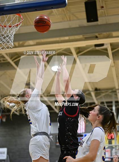 Thumbnail 2 in Eastlake @ Tahoma photogallery.