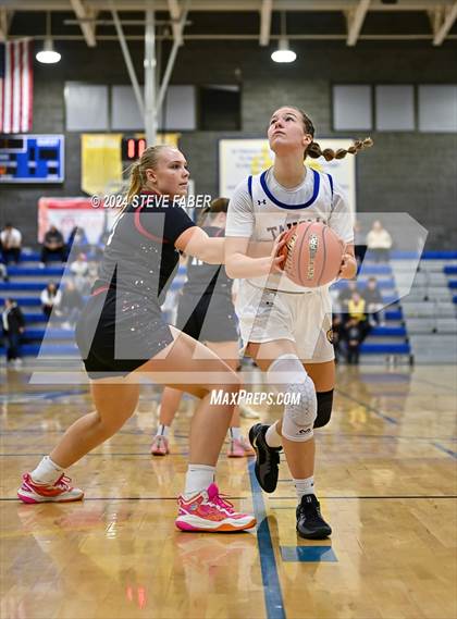 Thumbnail 1 in Eastlake @ Tahoma photogallery.