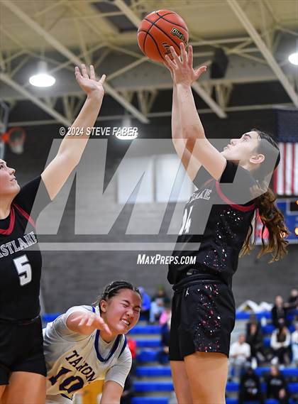 Thumbnail 1 in Eastlake @ Tahoma photogallery.