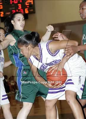 Thumbnail 3 in Piedmont vs Sacred Heart Cathedral (NorCal D4 Final) photogallery.
