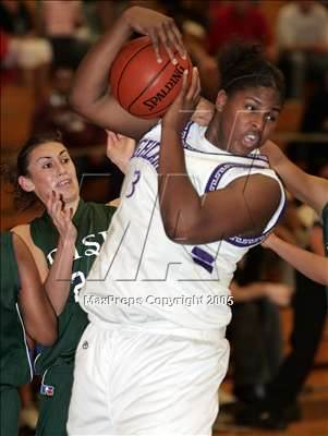 Thumbnail 2 in Piedmont vs Sacred Heart Cathedral (NorCal D4 Final) photogallery.