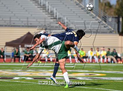 Thumbnail 2 in Sacred Heart Cathedral vs. King's Academy photogallery.