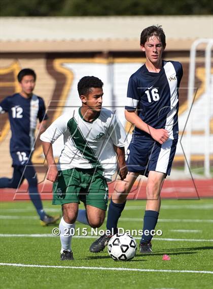 Thumbnail 3 in Sacred Heart Cathedral vs. King's Academy photogallery.