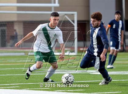 Thumbnail 2 in Sacred Heart Cathedral vs. King's Academy photogallery.