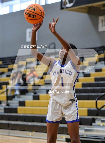 Thumbnail 1 in Lake View vs. Dillon  (2023 Robeson County Shootout) photogallery.