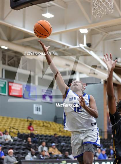 Thumbnail 1 in Lake View vs. Dillon  (2023 Robeson County Shootout) photogallery.
