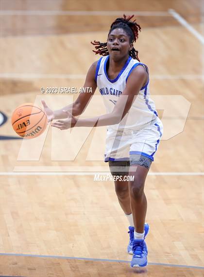 Thumbnail 1 in Lake View vs. Dillon  (2023 Robeson County Shootout) photogallery.