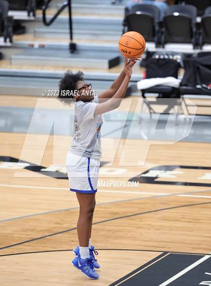 Thumbnail 3 in Lake View vs. Dillon  (2023 Robeson County Shootout) photogallery.
