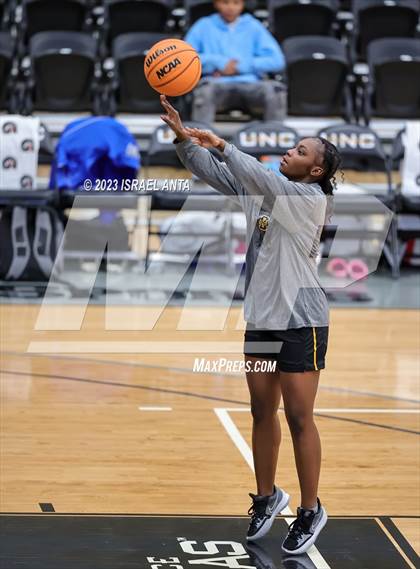 Thumbnail 1 in Lake View vs. Dillon  (2023 Robeson County Shootout) photogallery.