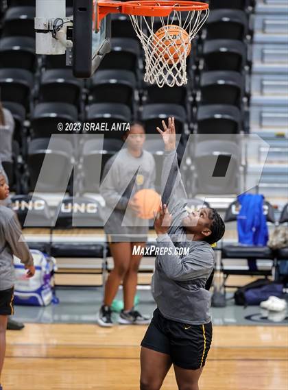Thumbnail 3 in Lake View vs. Dillon  (2023 Robeson County Shootout) photogallery.
