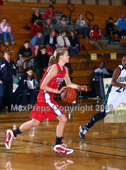Thumbnail 1 in Tomball vs. College Park (McDonalds Texas Invitational) photogallery.