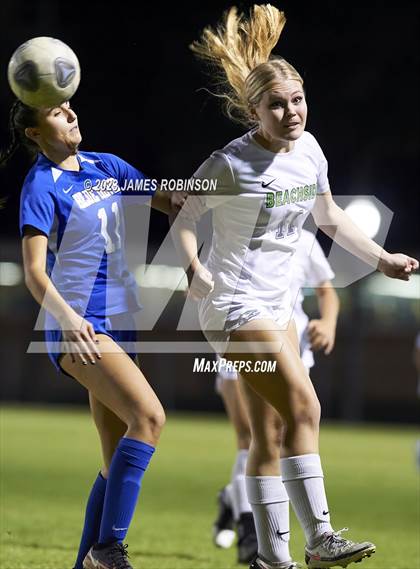 Thumbnail 1 in Stanton vs Beachside (FHSAA 4A Regional Quarterfinal) photogallery.