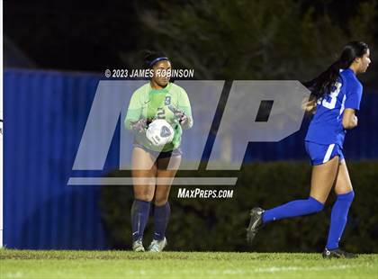 Thumbnail 2 in Stanton vs Beachside (FHSAA 4A Regional Quarterfinal) photogallery.