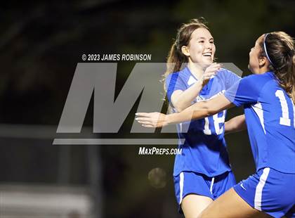 Thumbnail 2 in Stanton vs Beachside (FHSAA 4A Regional Quarterfinal) photogallery.