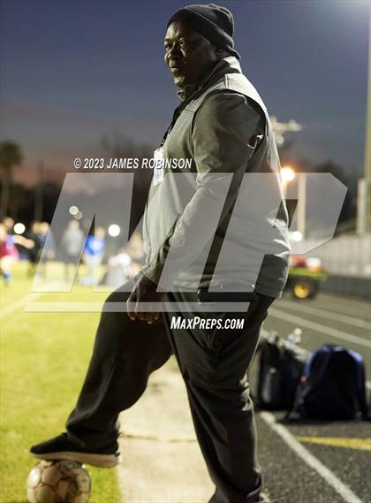Thumbnail 1 in Stanton vs Beachside (FHSAA 4A Regional Quarterfinal) photogallery.