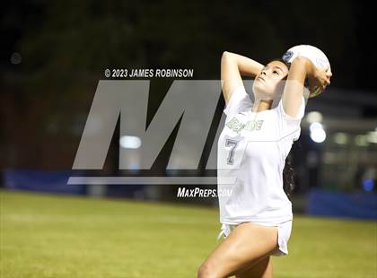 Thumbnail 3 in Stanton vs Beachside (FHSAA 4A Regional Quarterfinal) photogallery.