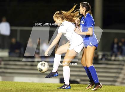 Thumbnail 2 in Stanton vs Beachside (FHSAA 4A Regional Quarterfinal) photogallery.