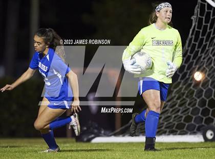 Thumbnail 2 in Stanton vs Beachside (FHSAA 4A Regional Quarterfinal) photogallery.
