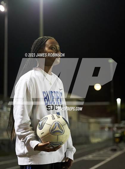 Thumbnail 1 in Stanton vs Beachside (FHSAA 4A Regional Quarterfinal) photogallery.