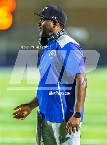 Thumbnail 1 in Benjamin Davis @ Dekaney photogallery.