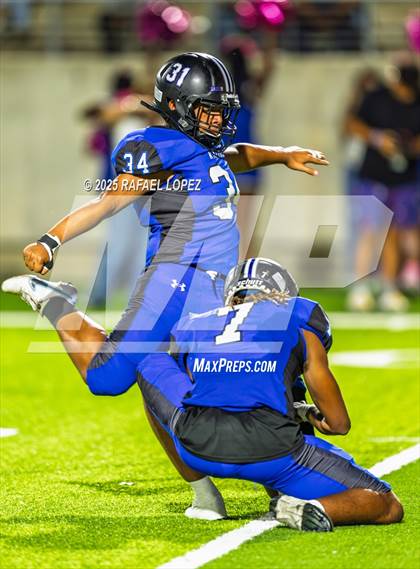 Thumbnail 3 in Benjamin Davis @ Dekaney photogallery.